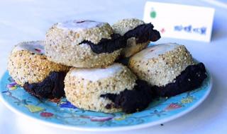 蛤蟆吐蜜是什么小吃 蛤蟆吐蜜是什么小吃